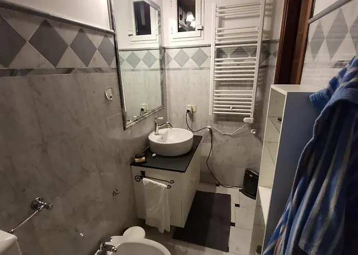 Holiday home Spacious 2br With 2 Ensuite Baths In Florence