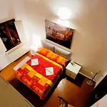 Spacious 2br With 2 Ensuite Baths In * Florencie