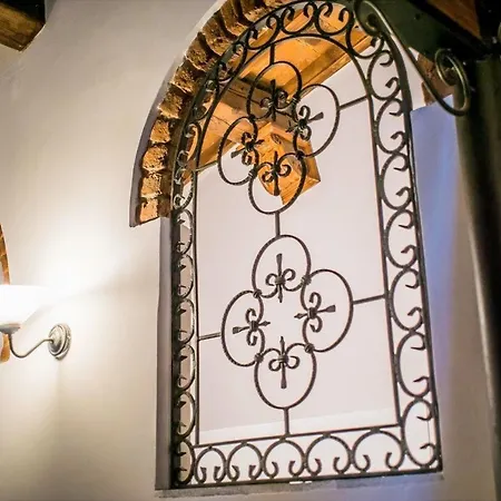 Spacious 2br With 2 Ensuite Baths In Prázdninový dům Florencie